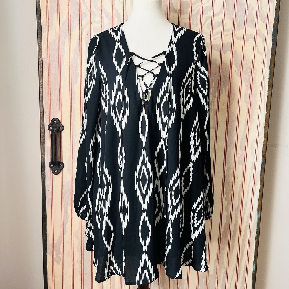 Show Me Your Mumu Black Ikat Lace Up Boho Westerncore Mini Swing Dress Size L